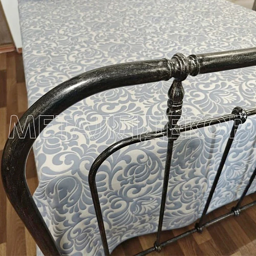  Кованая кровать Мальта 140х200 (в наличии с двумя спинками и крюками)
