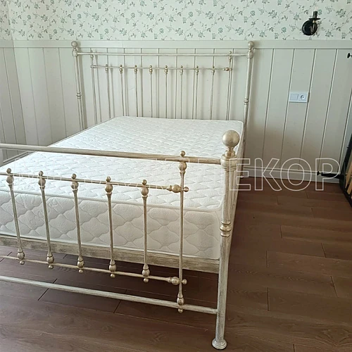 Кованая кровать Тусон